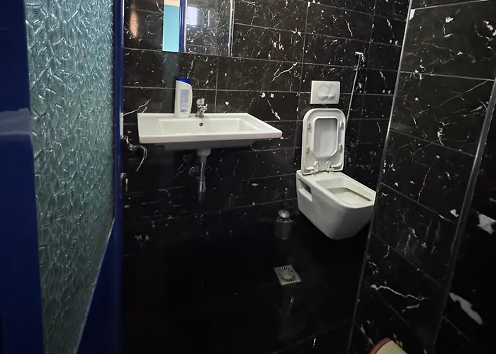 Hotel B&B Rrogozhine photo