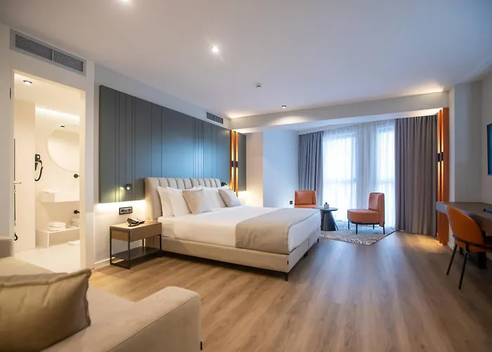 Photo de Hotel Elisa Tirana, Affiliated By Melia